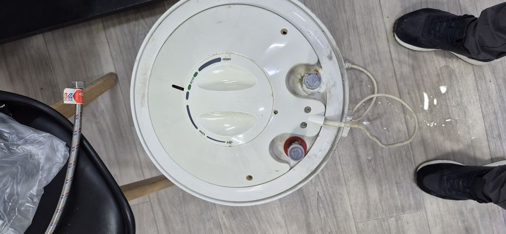 Боллер для воды наход микр Зердели