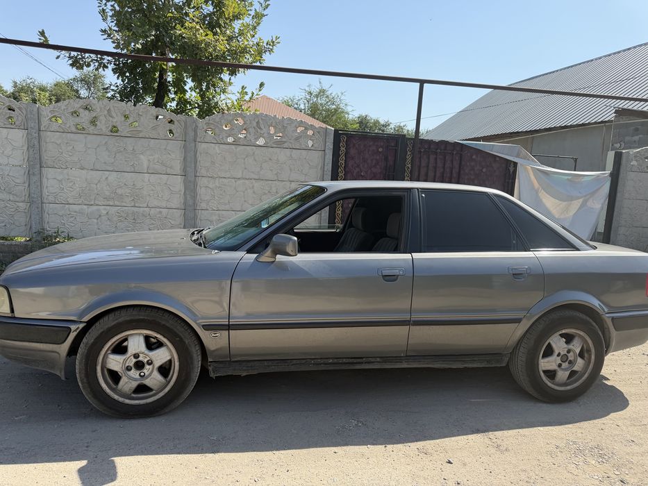 Продам Audi 80 в хорошем состоянии