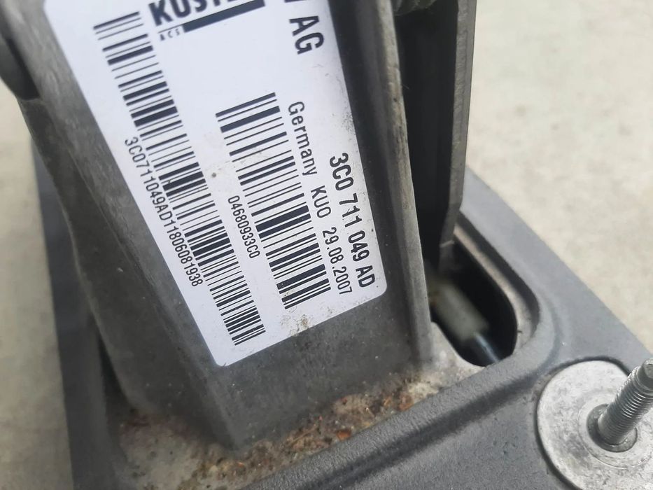 timonerie 1.8 b bzb vw passat cc 3c0711049ad  1k0711061b