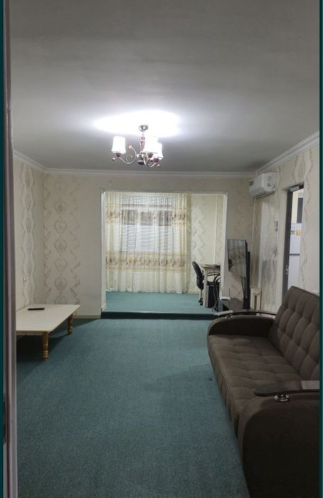 Чиланзар 2 квартал Аллея Гагарина Продается 2 комнатная 50кв.м