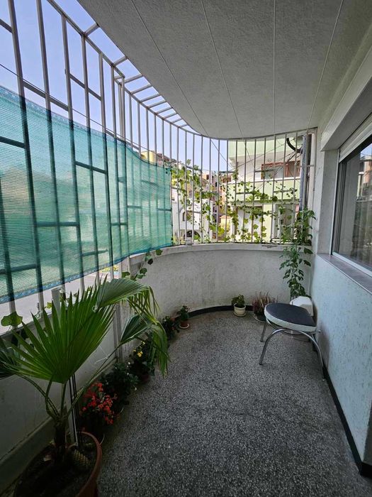 Дава се под наем Тристаен апартамент в Пловдив, Център - 100 кв.м за 612 € - Снимка #4