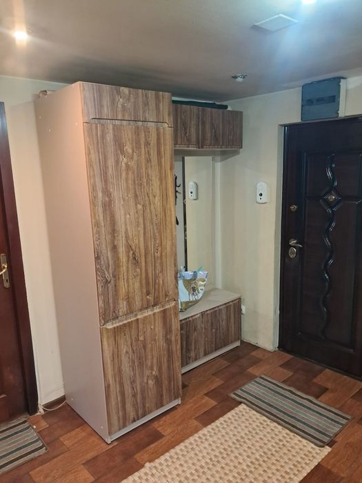 Vand apartament 3 camere decomandat