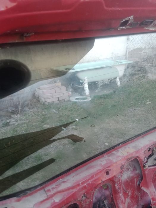 Заднее стекло с пд