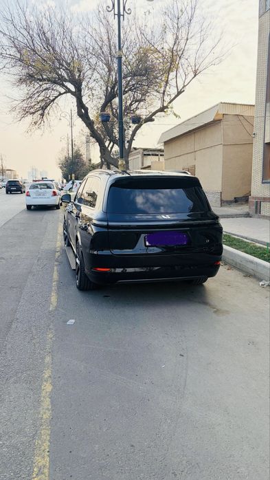 Li9 Ultra sotiladi. Faqat naxt pulga