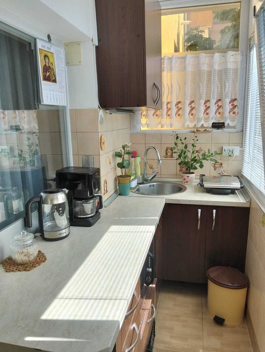 Proprietar vand apartament cu 2 camere