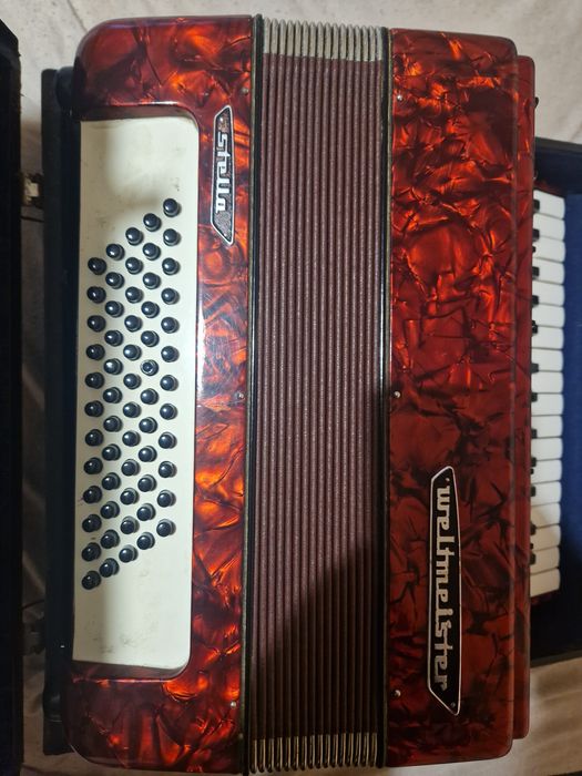 Акордеон 60 баса