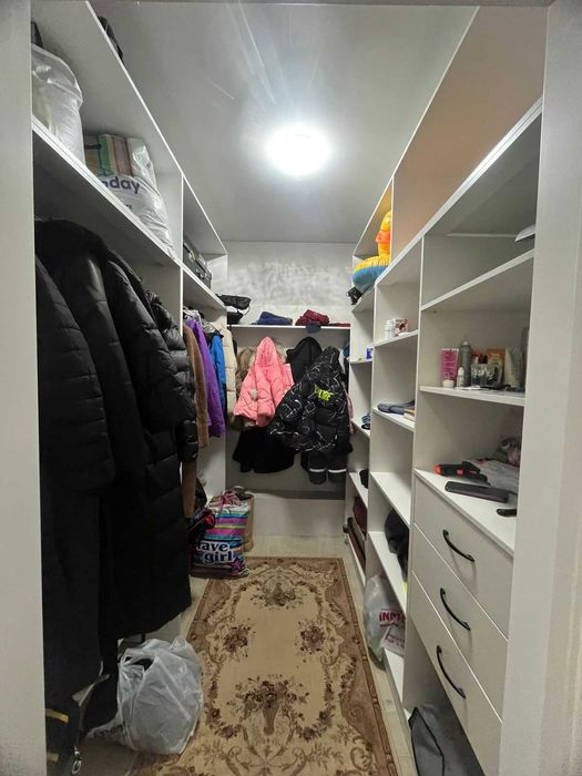 Шикарный трёхуровневый дом