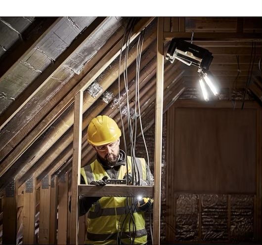 Акумулаторен фенер куфар DeWALT DWST08061-1  4000 lm, 18V/54V