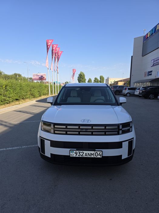 Продаю Hyundai Santa Fe 2024 года выпуска в комплектации SE .