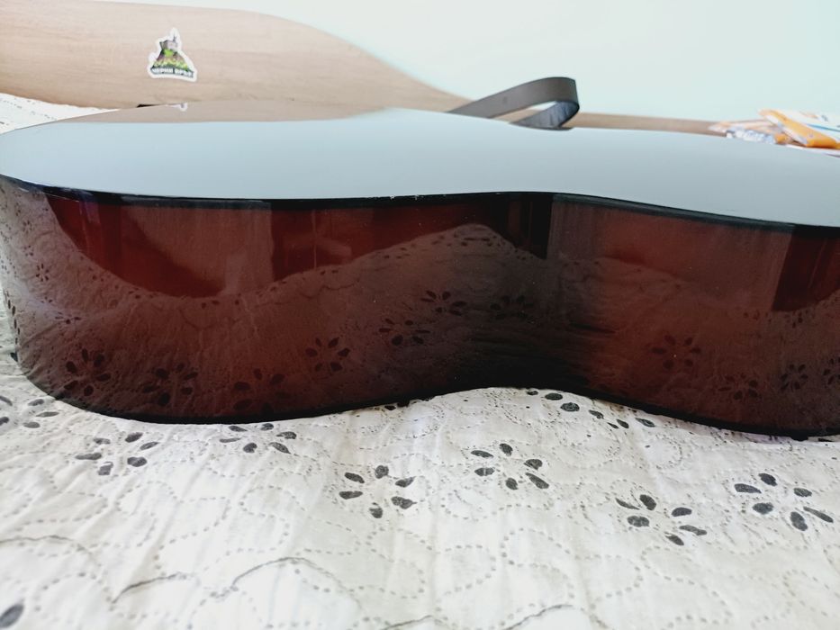 Аркустична- Китара