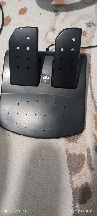 Волан с педали за плейстейшън, компютър и Xbox