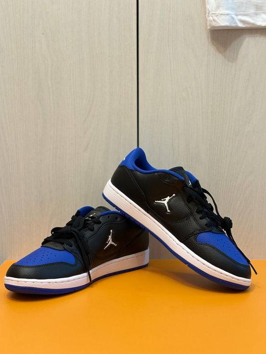 Jordan Court Connect Low