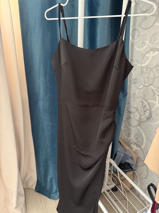 Чёрное платье элегантное