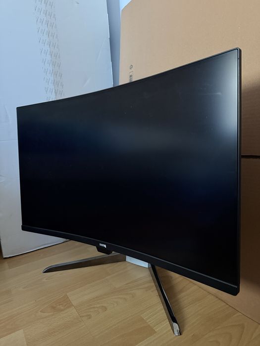 Gaming monitor curbat 32” 3440x1440 144hz