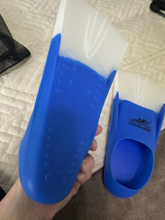 Ласты почти новые продаются