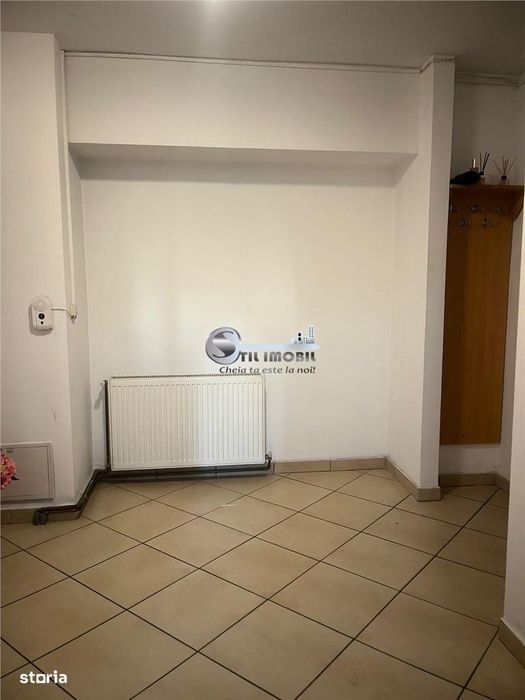Apartament 3 camere Hala Centrala - 550 EURO