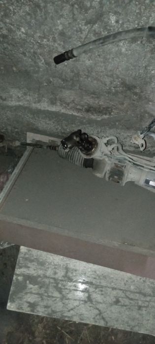 Продам запчасти на Мазда 626
