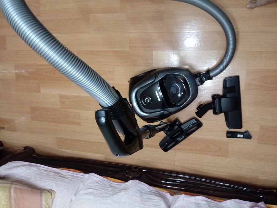 Продам пылесос Samsung