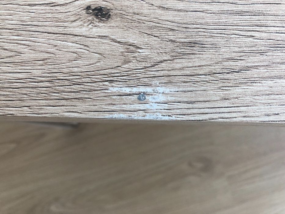 Чисто нова стилна холна маса дърво със сребристи крака