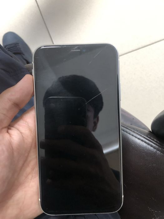 Iphone 11 64 gb идеал сост с коробкой