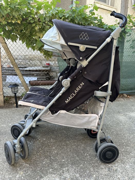 количка за близнаци