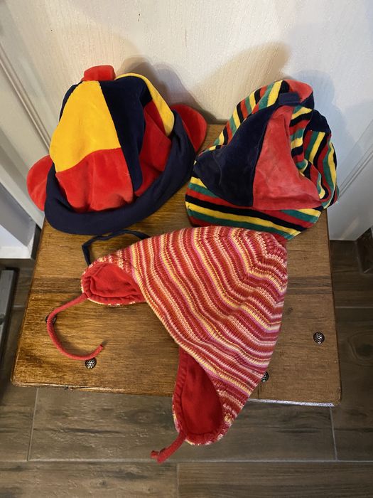 Salopetă copii iarnă , căciulițe , încălțăminte