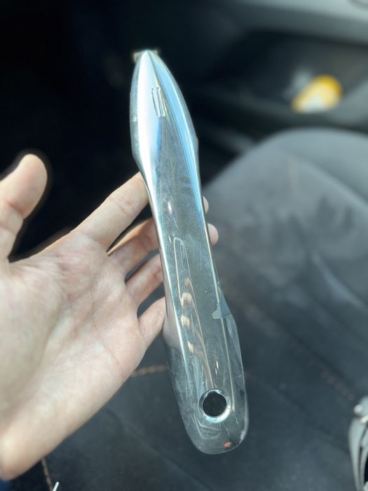 Ручка двери Камри 70