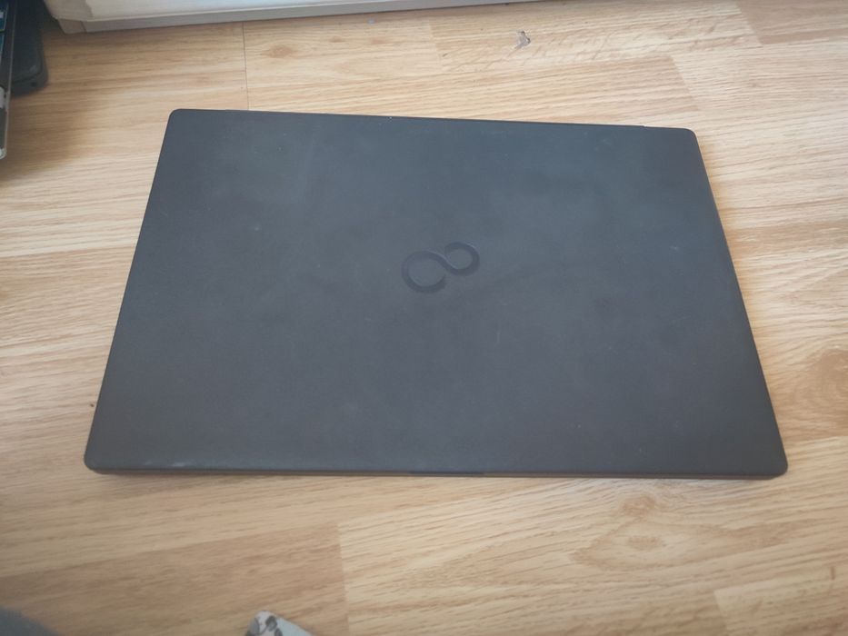 Laptop Fujitsu Siemens A3510 - i3-1005G1 Gen.10/ 8gb ddr4/ SSD/ Baterie 3h