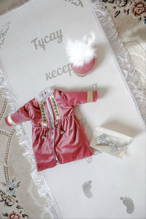 Тұсау кесер бұйымдары