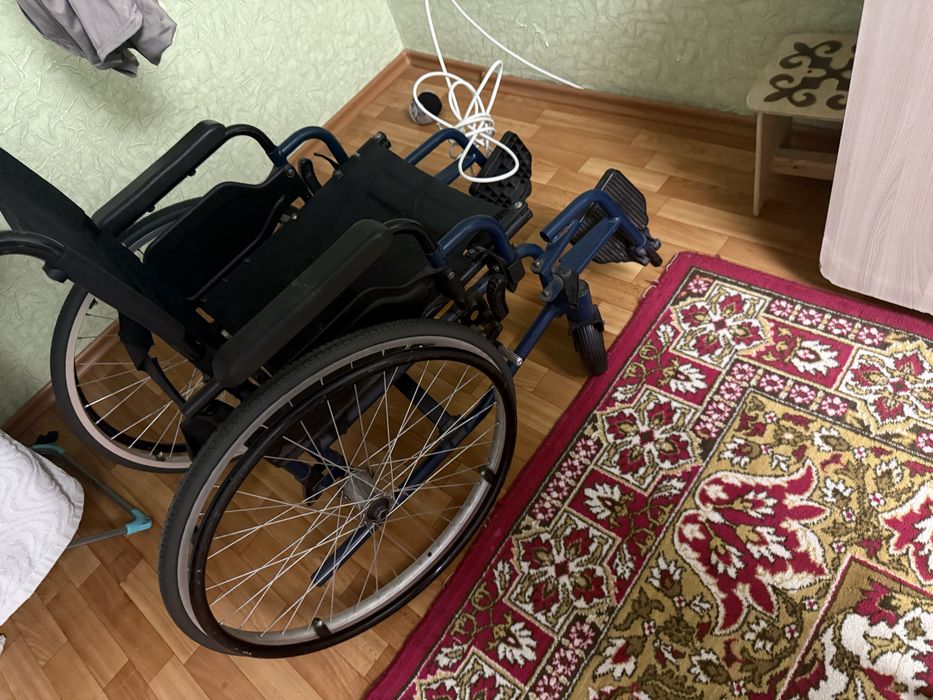 Продам инвалидная коляска