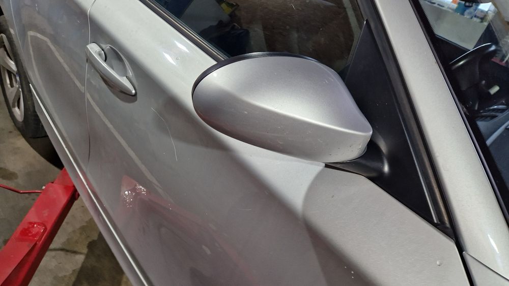 Oglinda dreapta / stanga Bmw seria 1 E87 lci (de Europa)