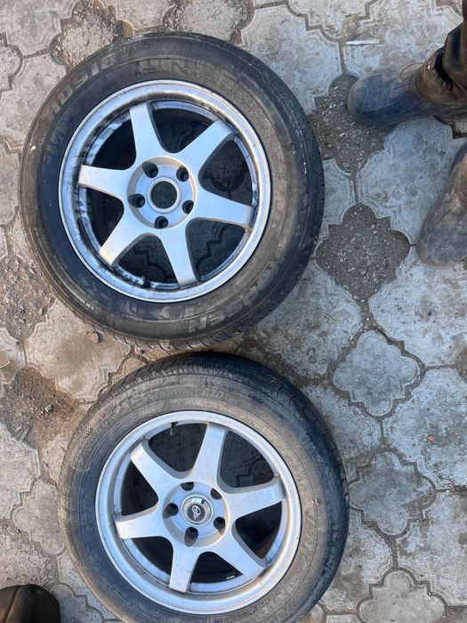 Продам покрышка с диском