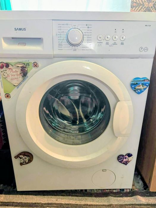 Mașină de spălat Samus 700 lei