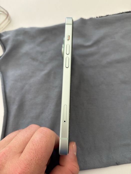 iPhone 15 128  gb