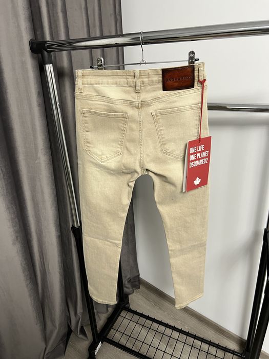 Blugi DSQUARED2 super calitate