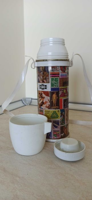 Колекционерски Стар Ретро Стъклен Термос'Mettle'