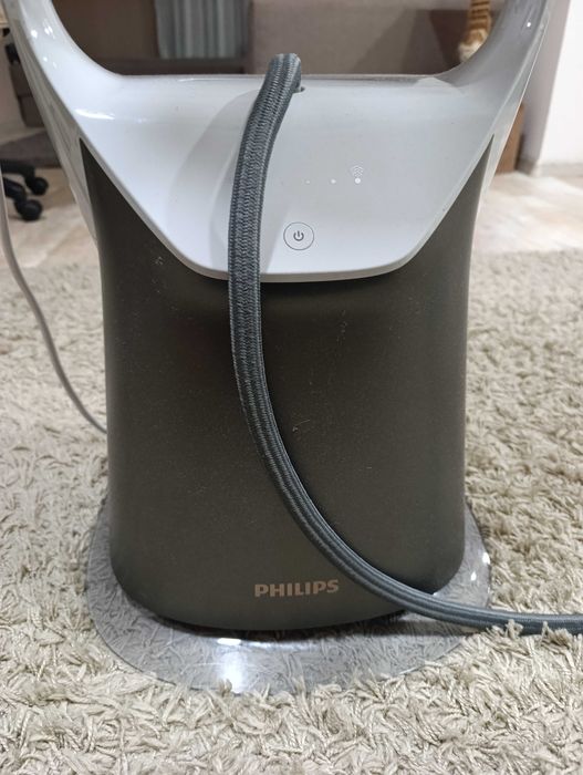 Уред за гладене на пара Philips All-in-One 8000 / GC628/90