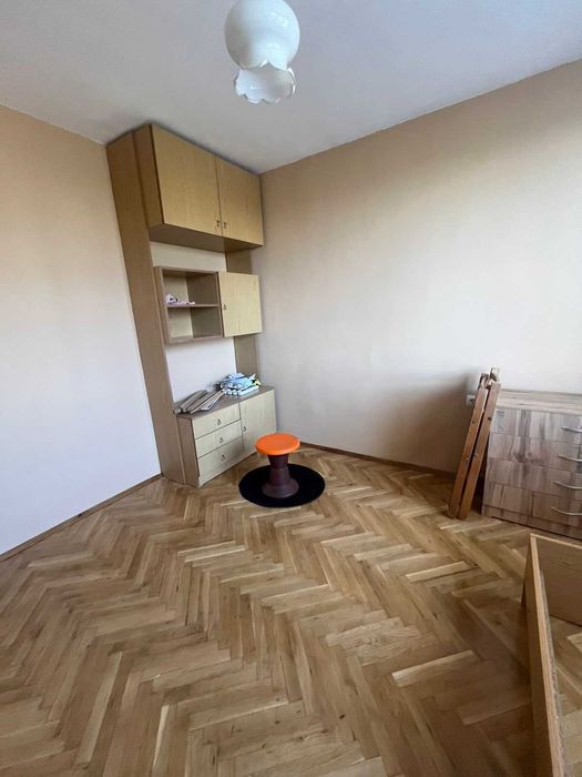 Дава се под наем Многостаен апартамент в София, Център - 88 кв.м за 650 € - Снимка #1