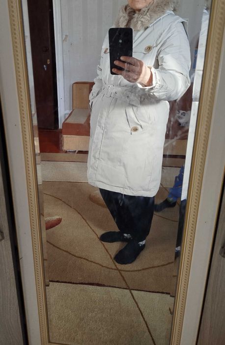 Женская куртка новая, 46 размера