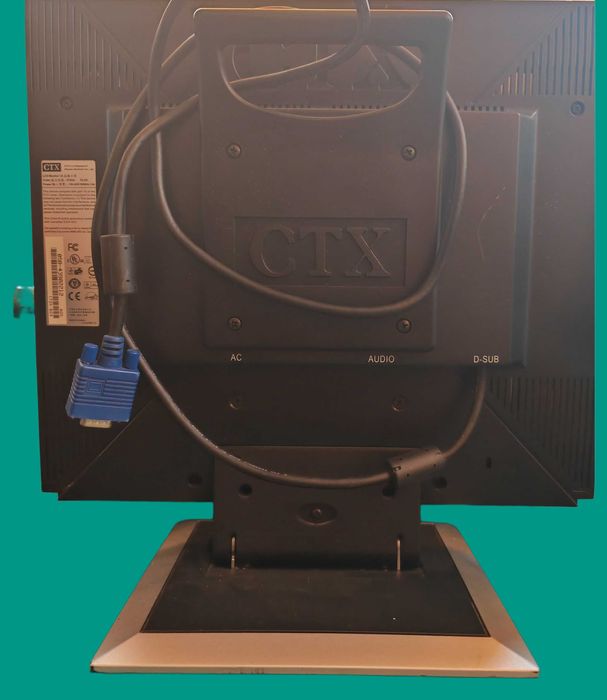 Monitor LCD CTX 17 inci (in stare buna)
