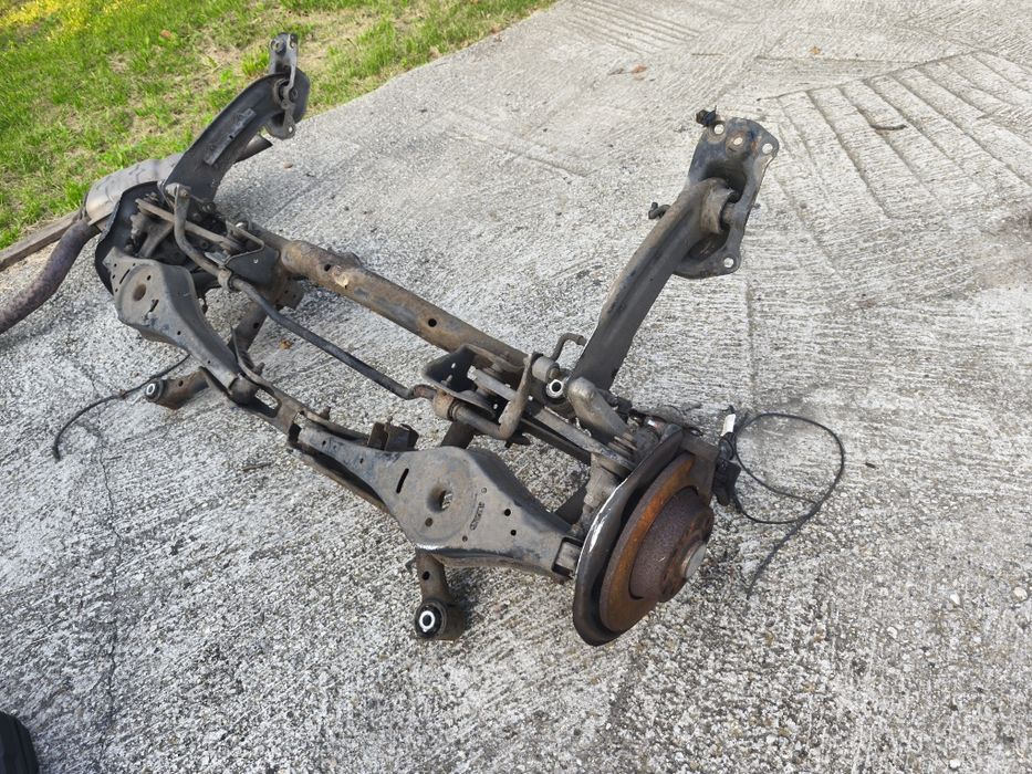 Punte spate completă Volkswagen Passat B6 berlină sau break 2005-2010