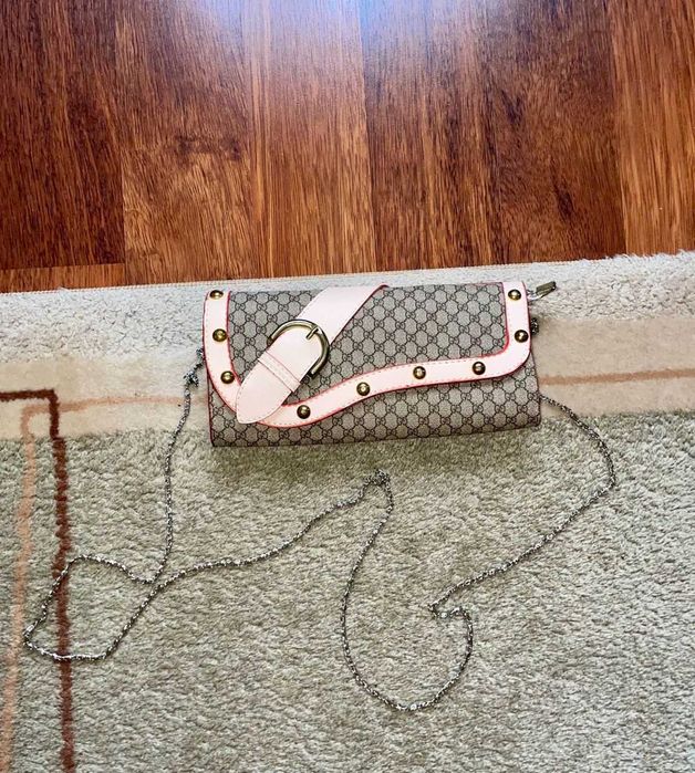 продам новую сумочку с принтом