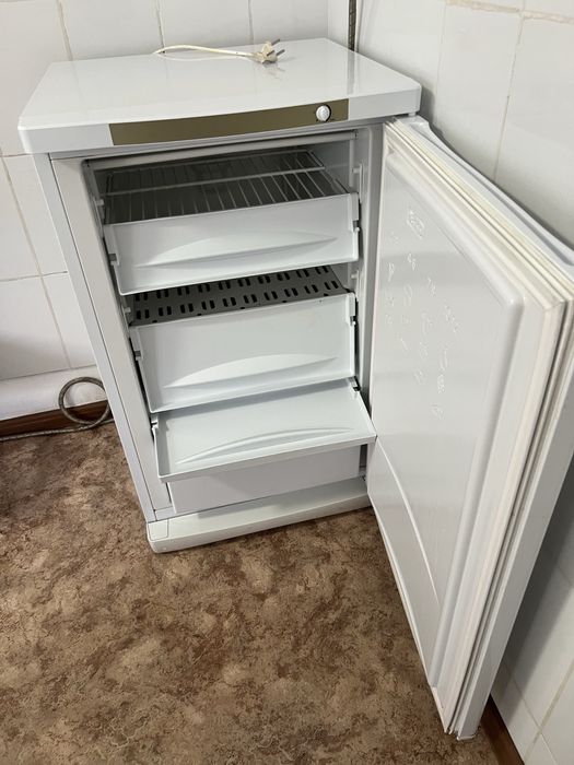 Морозильник Индезит