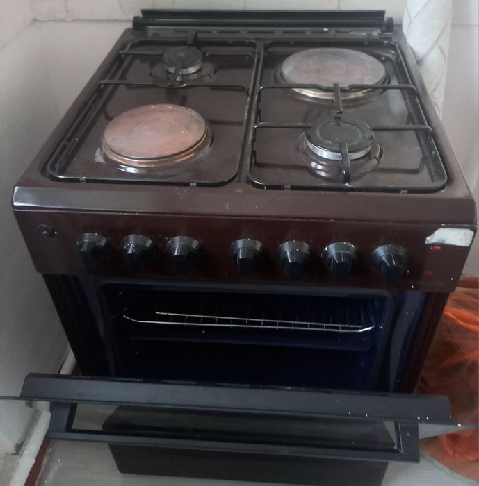 Продам  Газ плита