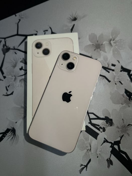 Продам iPhone 13