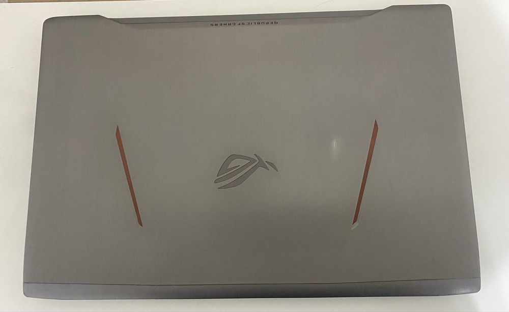 ASUS Rog Strix Gl 702 VMK