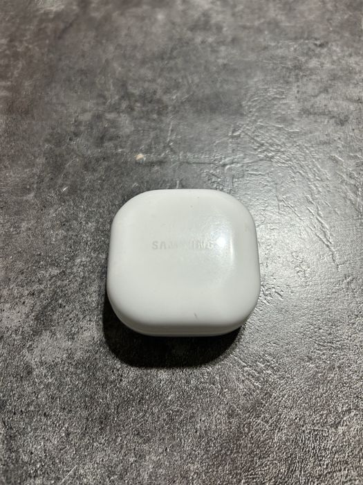 Наушники Samsung buds2