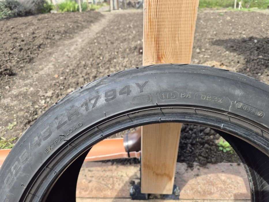 Единични бройки летни гуми 225 45 17