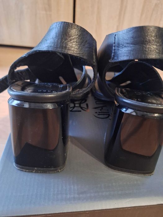 Дамски сандали Gianni