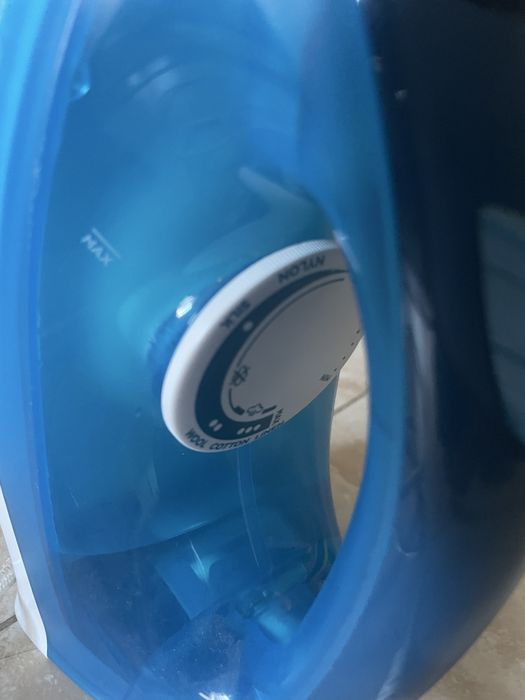 Fier de calcat Philips